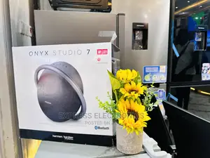 Onyx 7 Enjoy With Bluetooth Connect and Play Speaker 