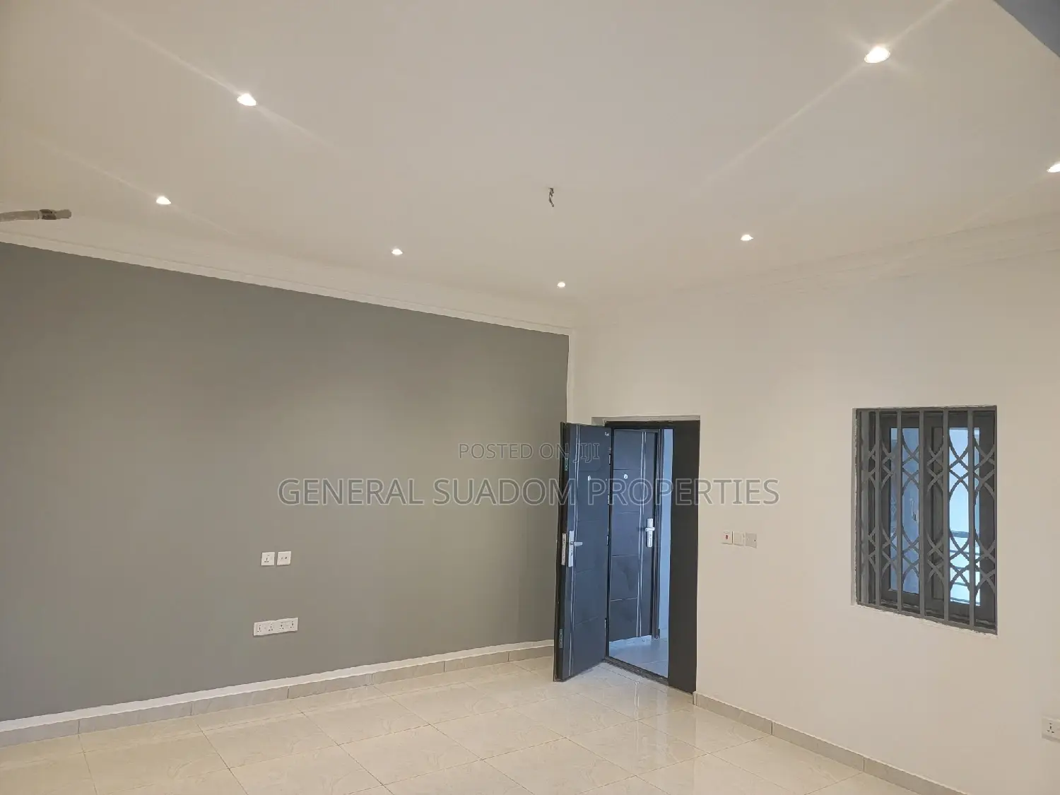 2bdrm Apartment in Suadom Properties, Baatsona Total for rent