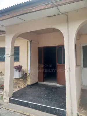 1bdrm Apartment in Hfc Estate, Spintex for rent