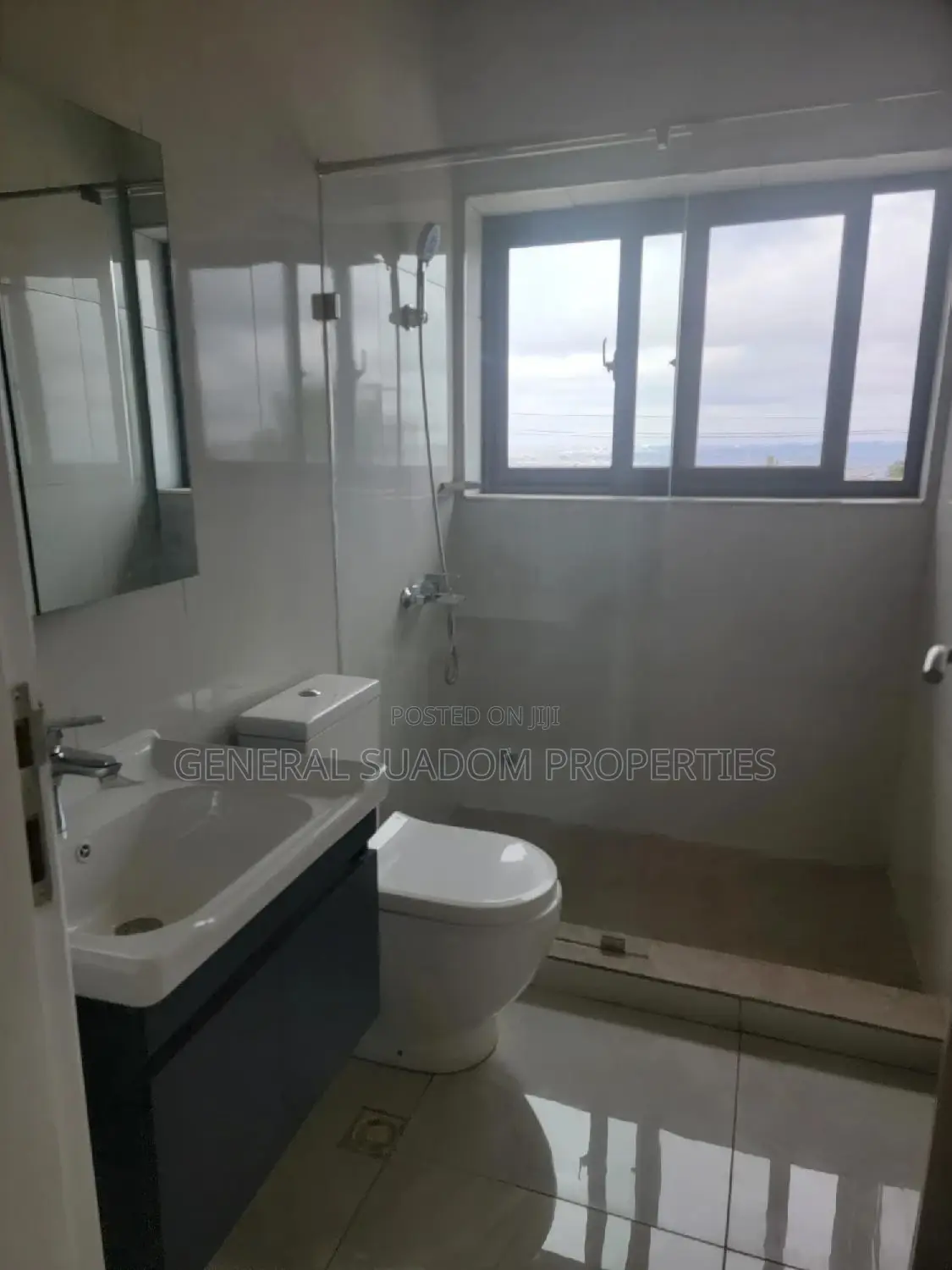 2bdrm Apartment in Suadom Properties, Baatsona Total for rent