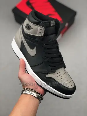 Air Jordan Retro 1 Shadow Black/ Ash