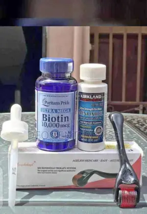 Kirkland Minoxidil and Derma Roller Combo