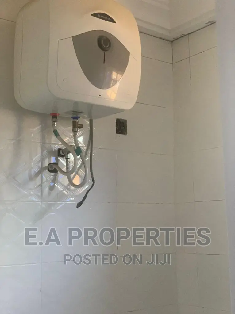 3bdrm House in E A Properties, Ghana Flag for rent