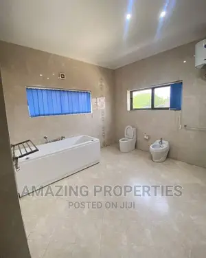 5bdrm House in Cantonments for rent