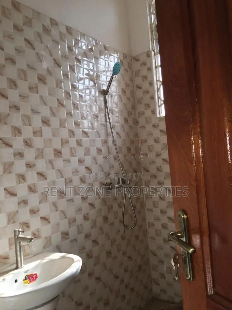 2bdrm Apartment in Ofankor for rent