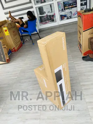 Fabulous Samsung 2.1ch 300W a 450 Sound Bar System.