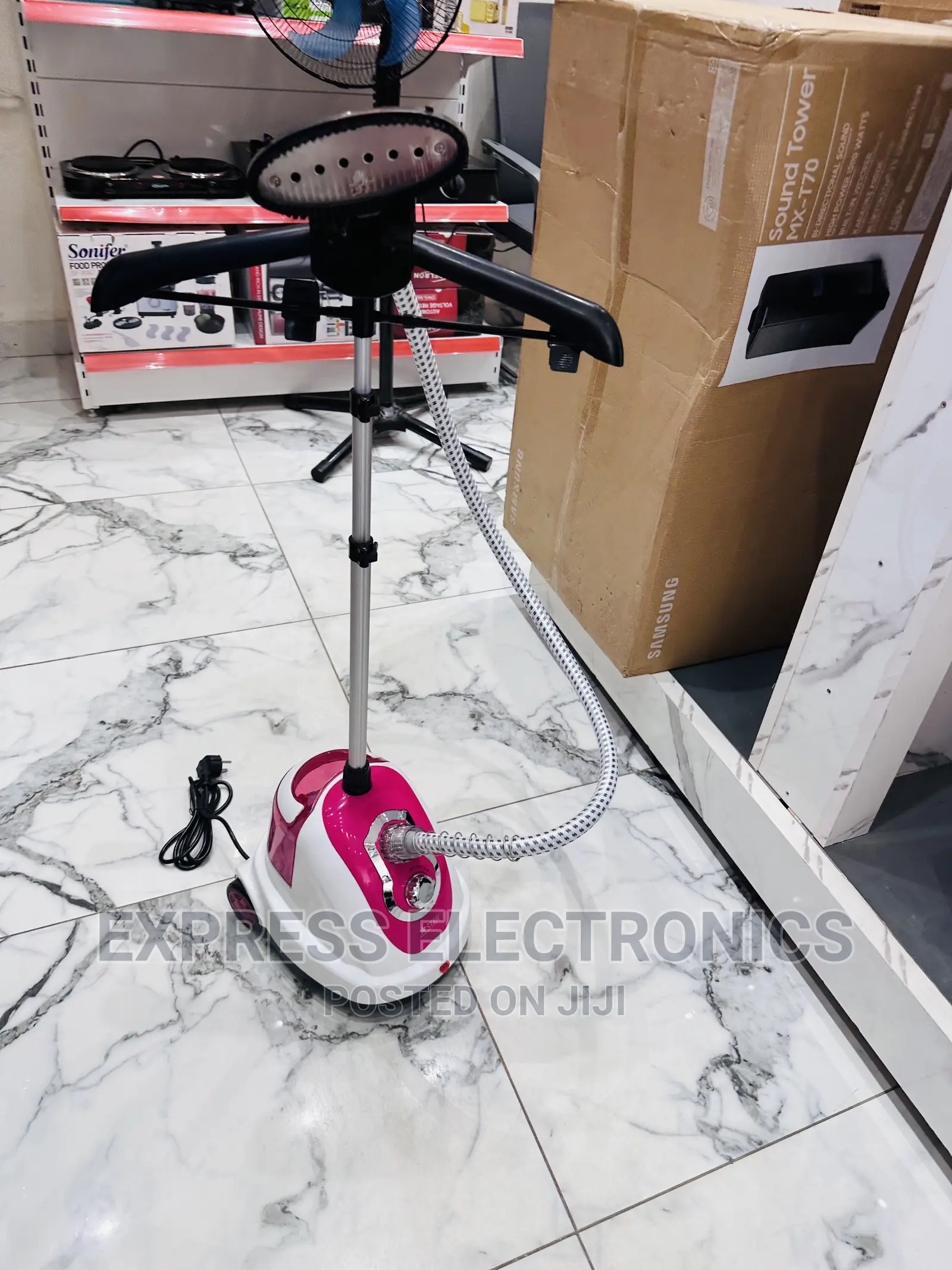 Neatly Sealed in Box All Star  Garment Steamer