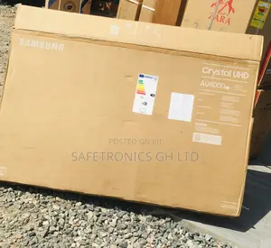 LED Smart Ultra Samsung AU80 50 Inches Crystal UHD Tv