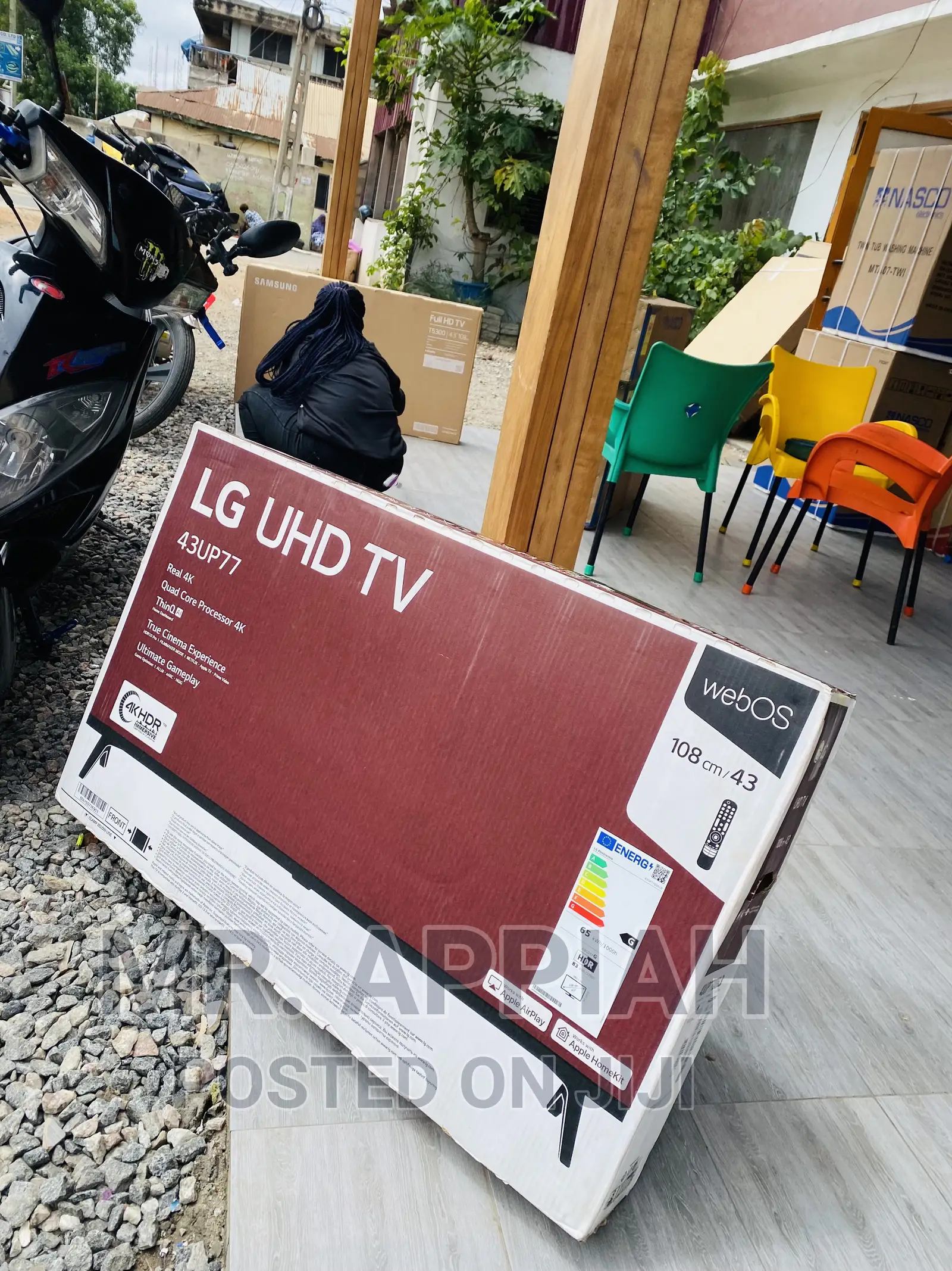 Authentic  LG 43 Inch Uhd Smart(43UP7700)Black