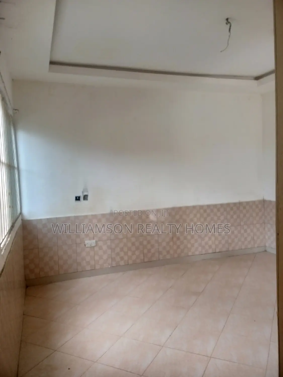 1bdrm Apartment in Community 18, Spintex for rent