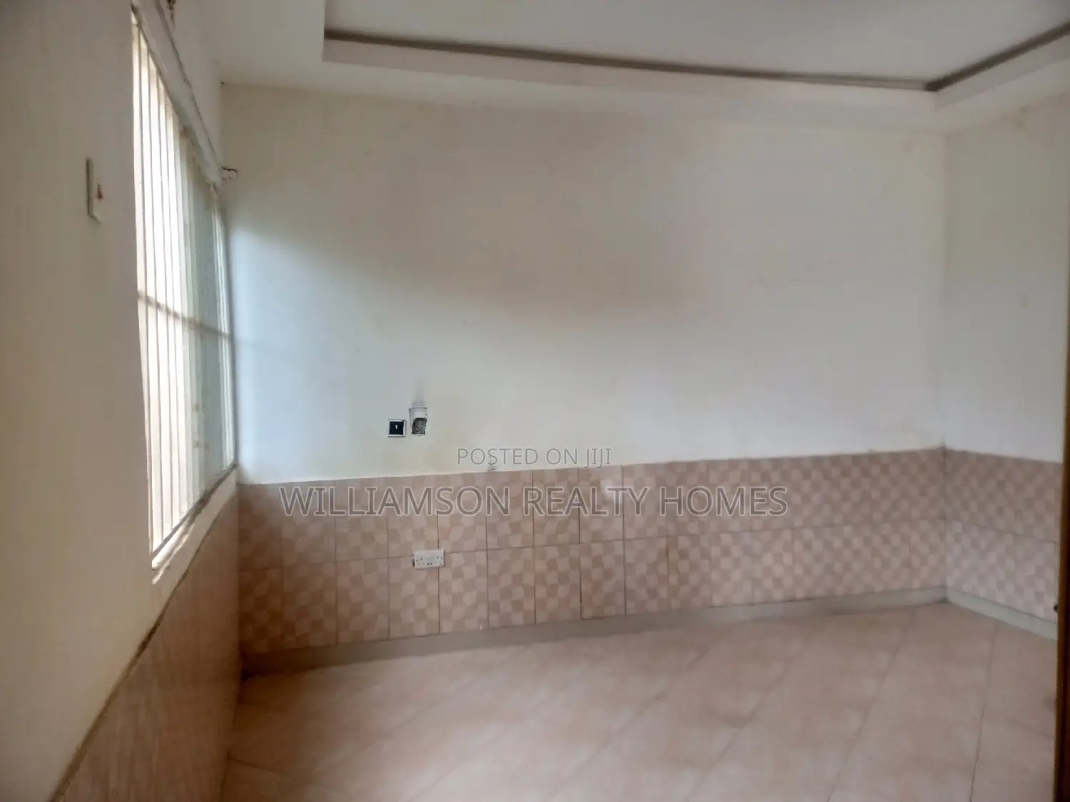 1bdrm Apartment in Community 18, Spintex for rent