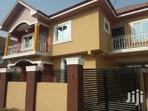 3bdrm House in Bronko Housing, Accra Metropolitan for Sale