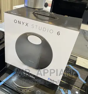 High Onyx 6 Harman Kardon Chargeable Bluetooth Speaker 