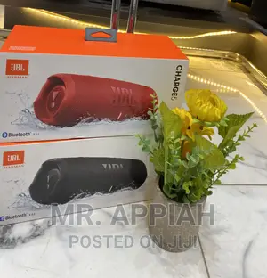 Fabulous JBL Charge5 Waterproof Bluetoothspeaker Chargeable