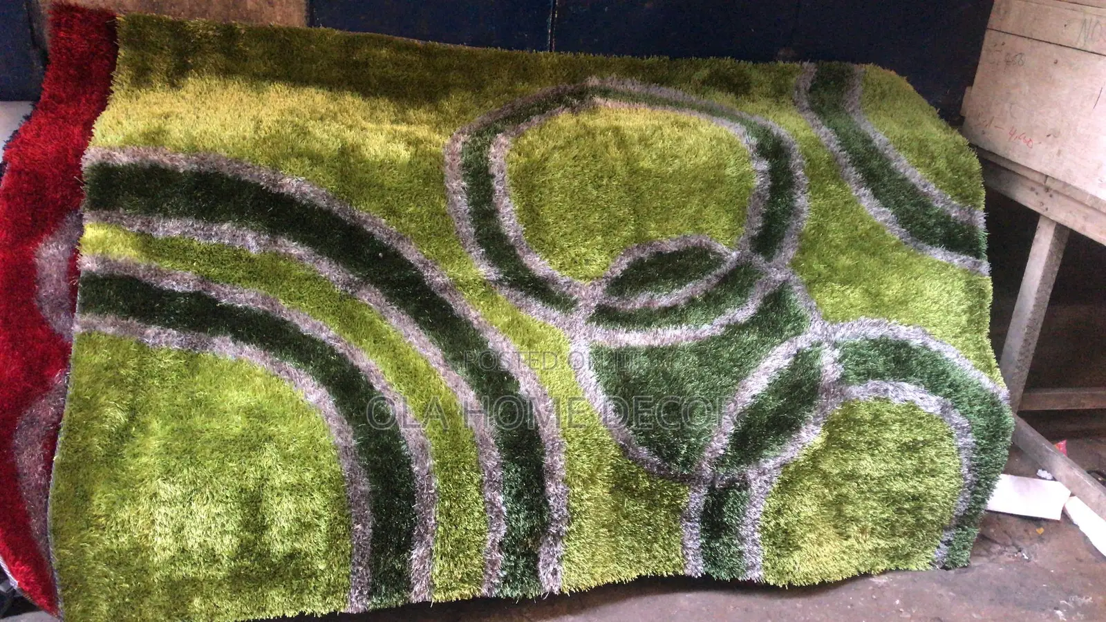 Center Carpet Wool-Rug