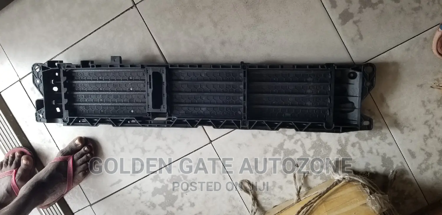 Honda CRV 2017 to 2020 Shutter Grill Down One
