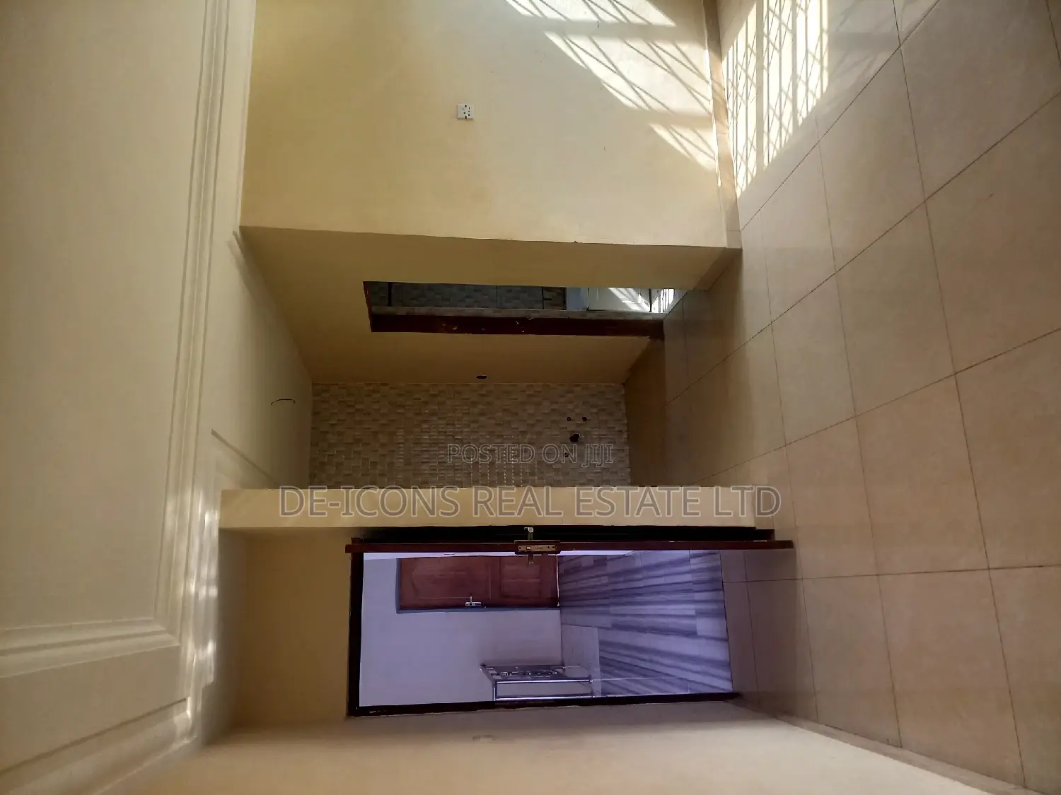 6bdrm Duplex in De-Icons Real Estate, Kasoa for sale