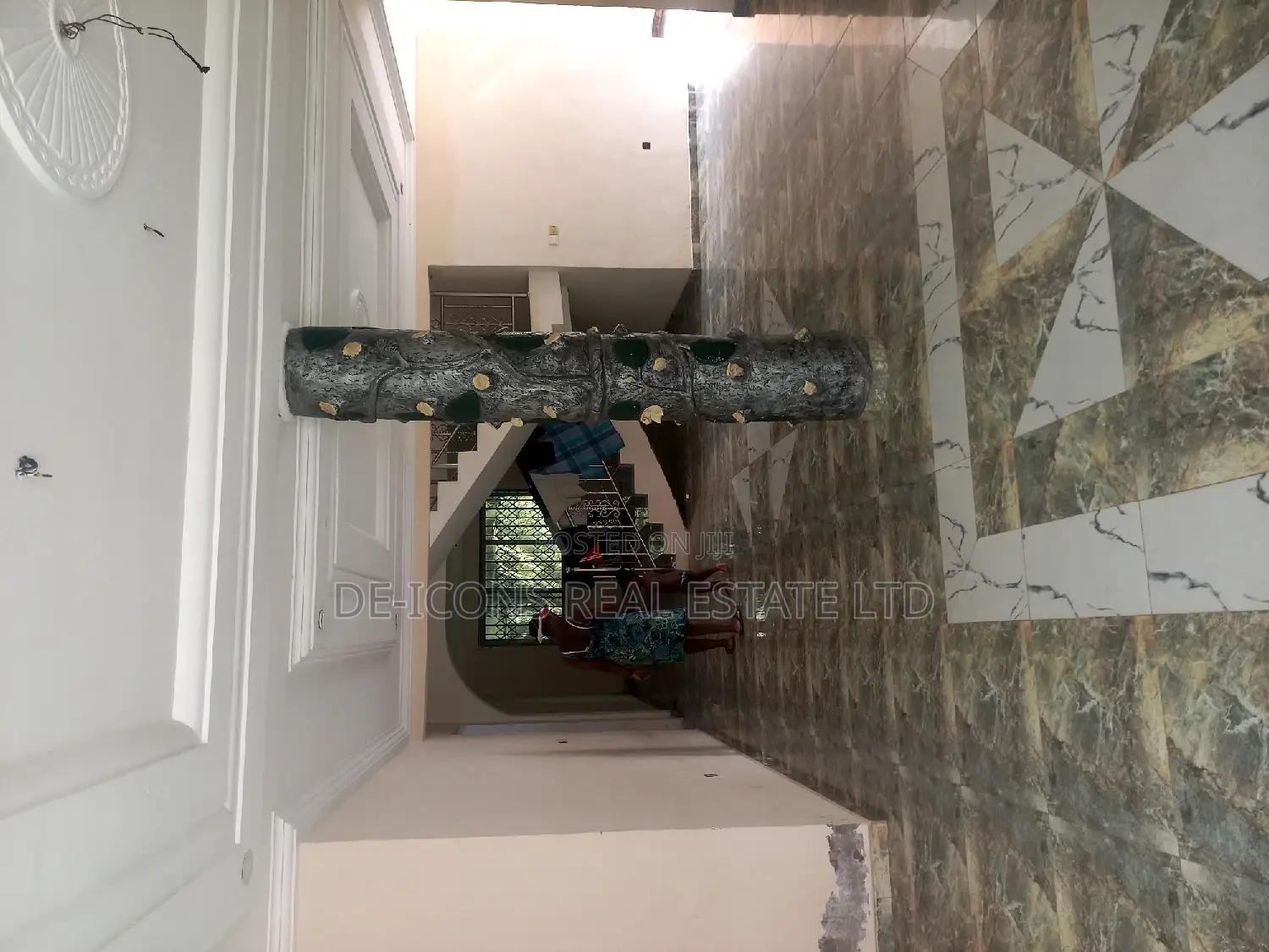 6bdrm Duplex in De-Icons Real Estate, Kasoa for sale