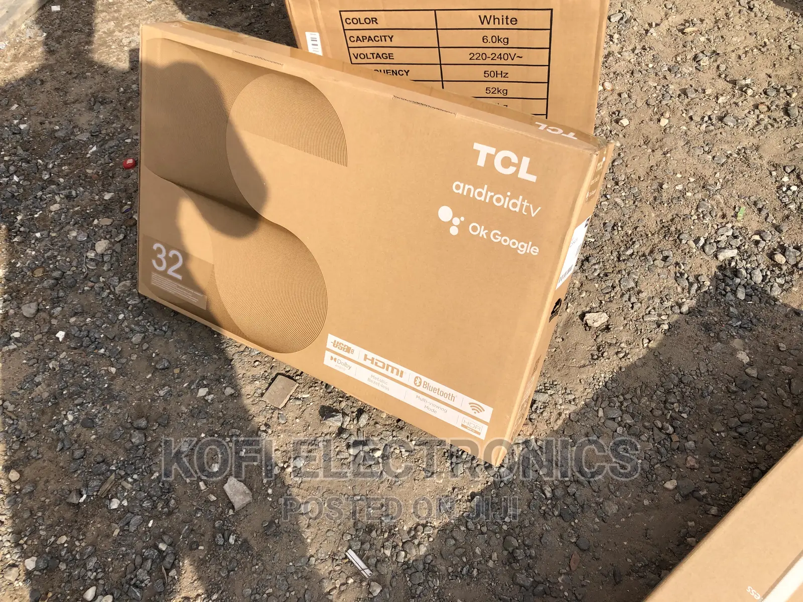 A Modern TCL Smart Android 32inch Digital Satellite Tv
