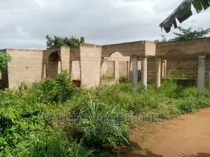 5bdrm House in Atonsu Sewua, Kumasi Metropolitan for sale