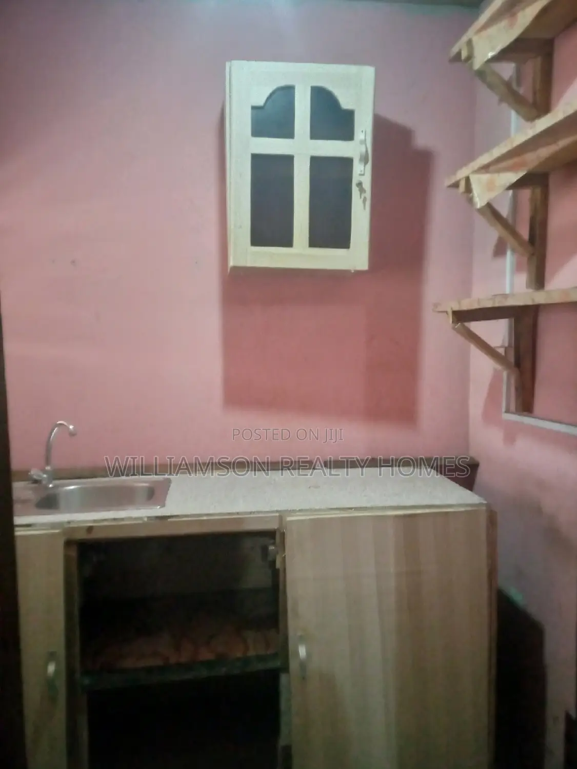 1bdrm Apartment in Hfc Estate Area, Spintex for rent