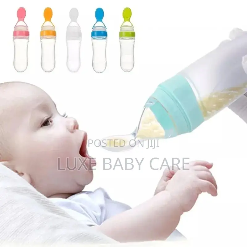 Baby Squeezing Feeding Bottle, Silicone Training Spoon