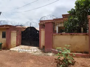 4bdrm House in Santasi Kotwi, Kumasi Metropolitan for sale