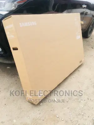Samsung 55" UA55AU7000 LED TV Smart UHD (Pc on Feature)