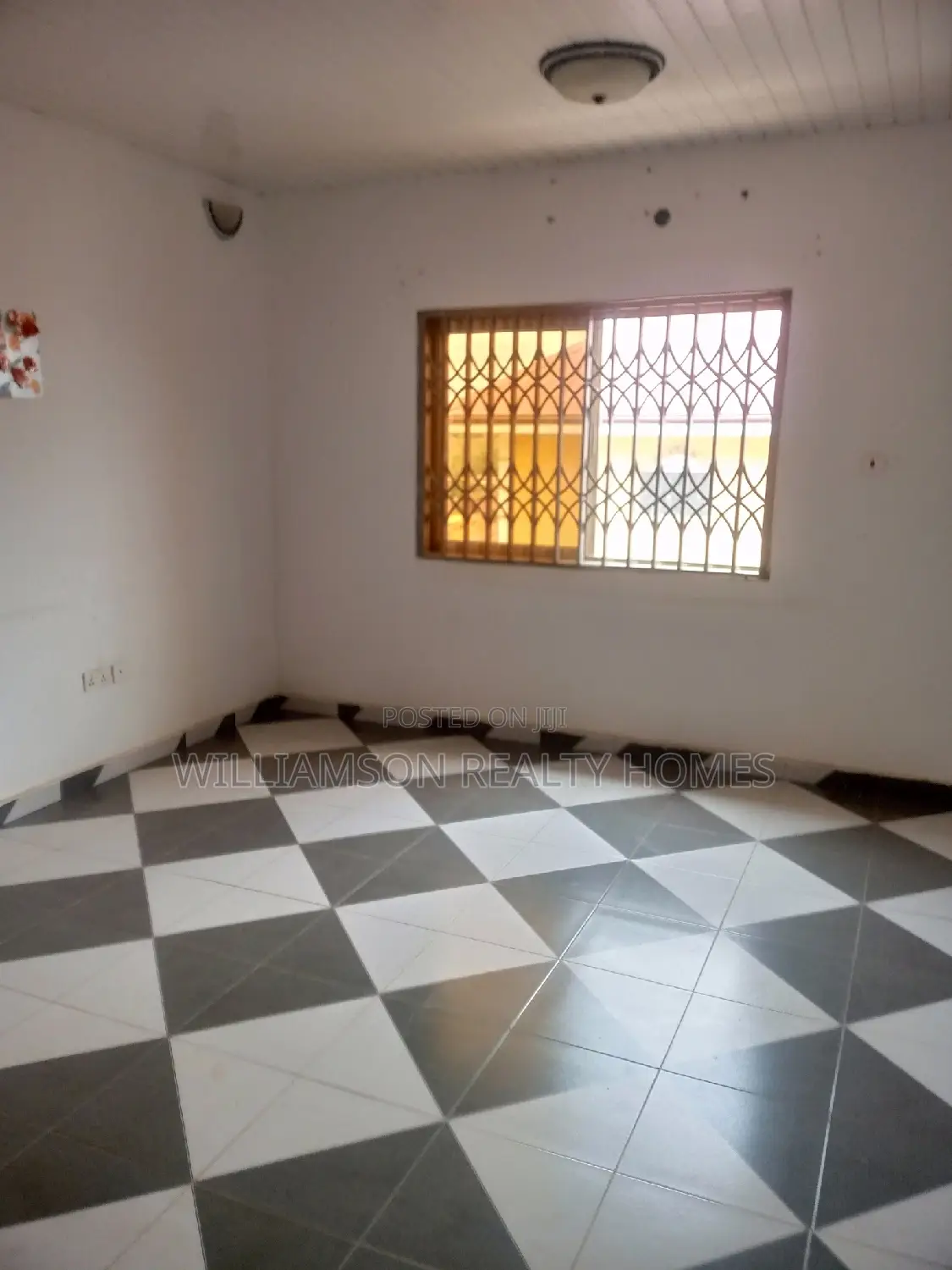2bdrm Apartment in Community 18 Area, Spintex for rent