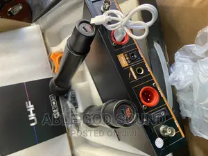 AKG Y200S Rechargeable Wireless Microphone