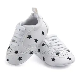 Star Prints Baby Shoes