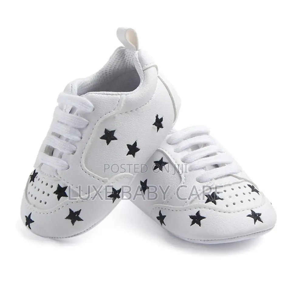 Star Prints Baby Shoes