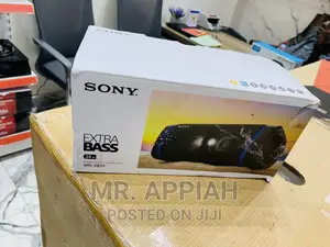 Elegant Black Sony Bluetooth Chargeable Speaker SRS-Xb33.