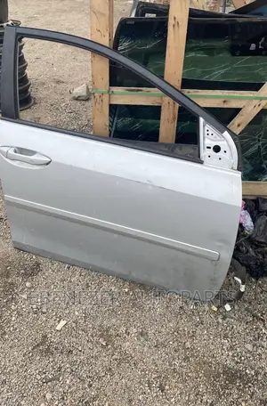 Toyota Corolla 2017 - 2018 Door