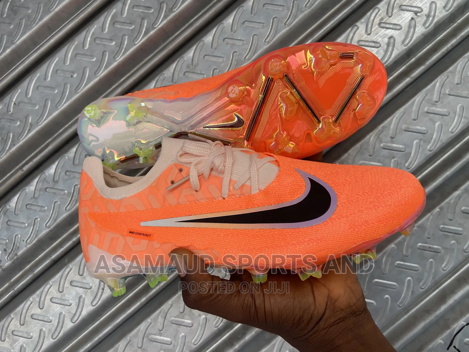 Original Football New Cleat at Cool Price