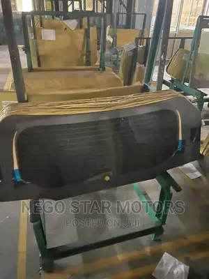 Back Glass With Wiper Hole Inside For All Cars