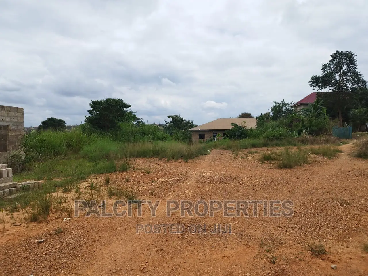 2 Plots of Land for Sale in Santasi New Site