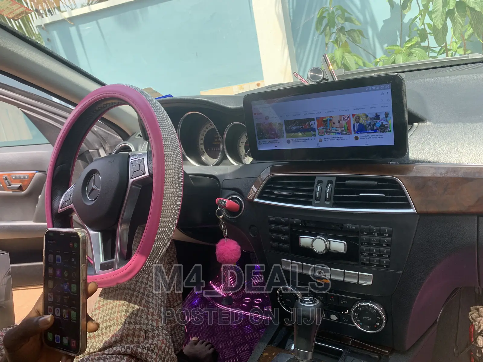 Mercedes Benz C250 2014 Carplay Screen
