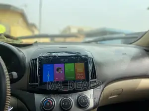 Hyundai Elantra 2009 Stereo System Upgrade