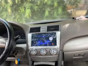 Toyota Camry 2009-2011 Original Stereo System Upgrade