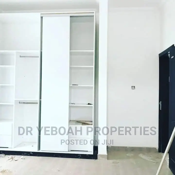 3bdrm House in Spintex 3 Bedrooms for sale