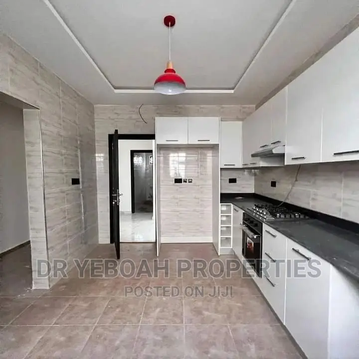 3bdrm House in Spintex 3 Bedrooms for sale
