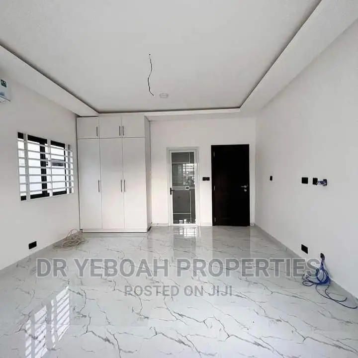 3bdrm House in Spintex 3 Bedrooms for sale