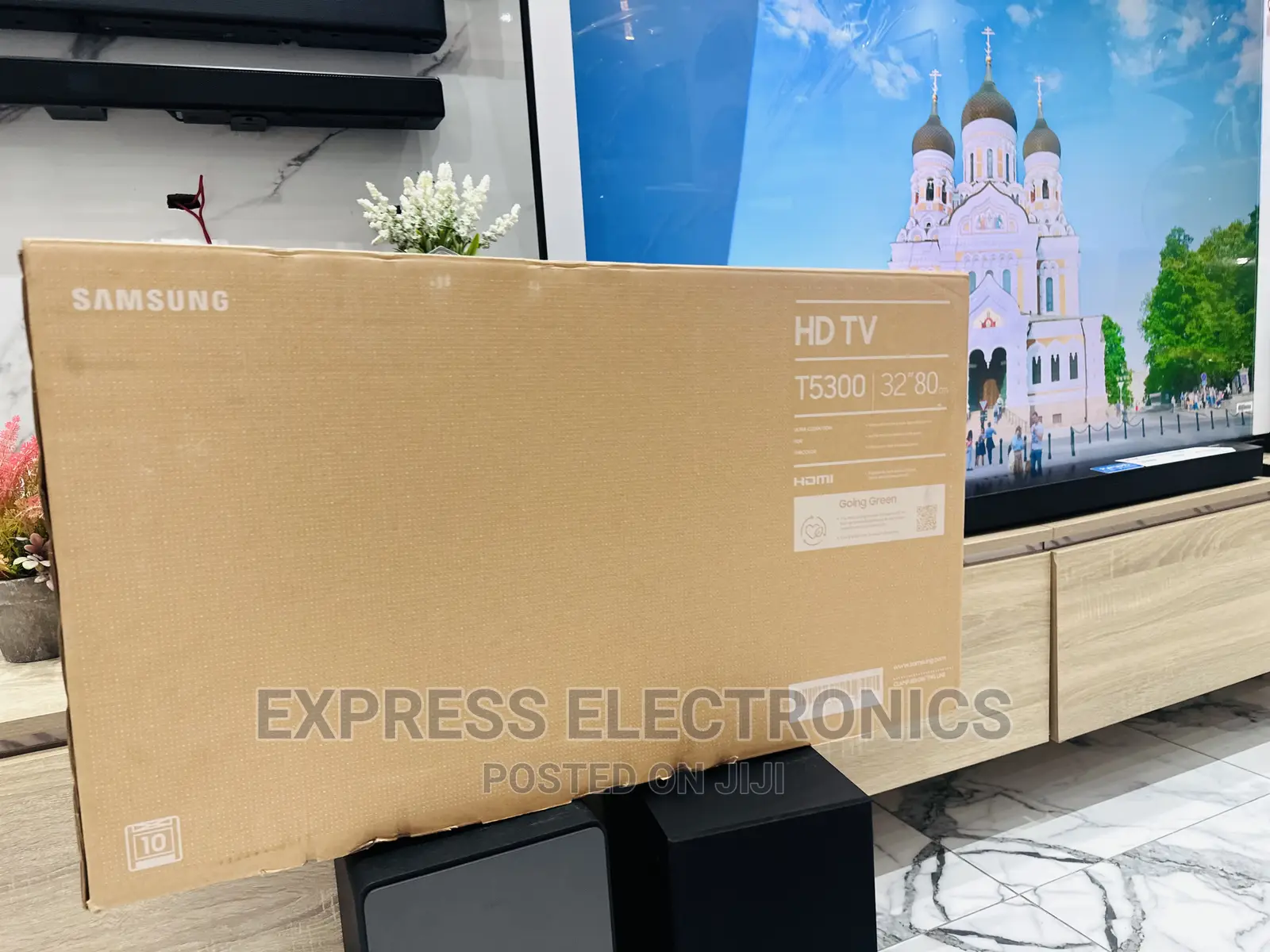 Samsung FHD Smart Glossy Screen  32” Sleek Black Tu5300