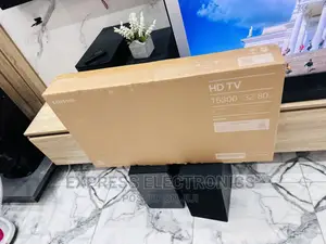 Samsung FHD Smart Glossy Screen  32” Sleek Black Tu5300