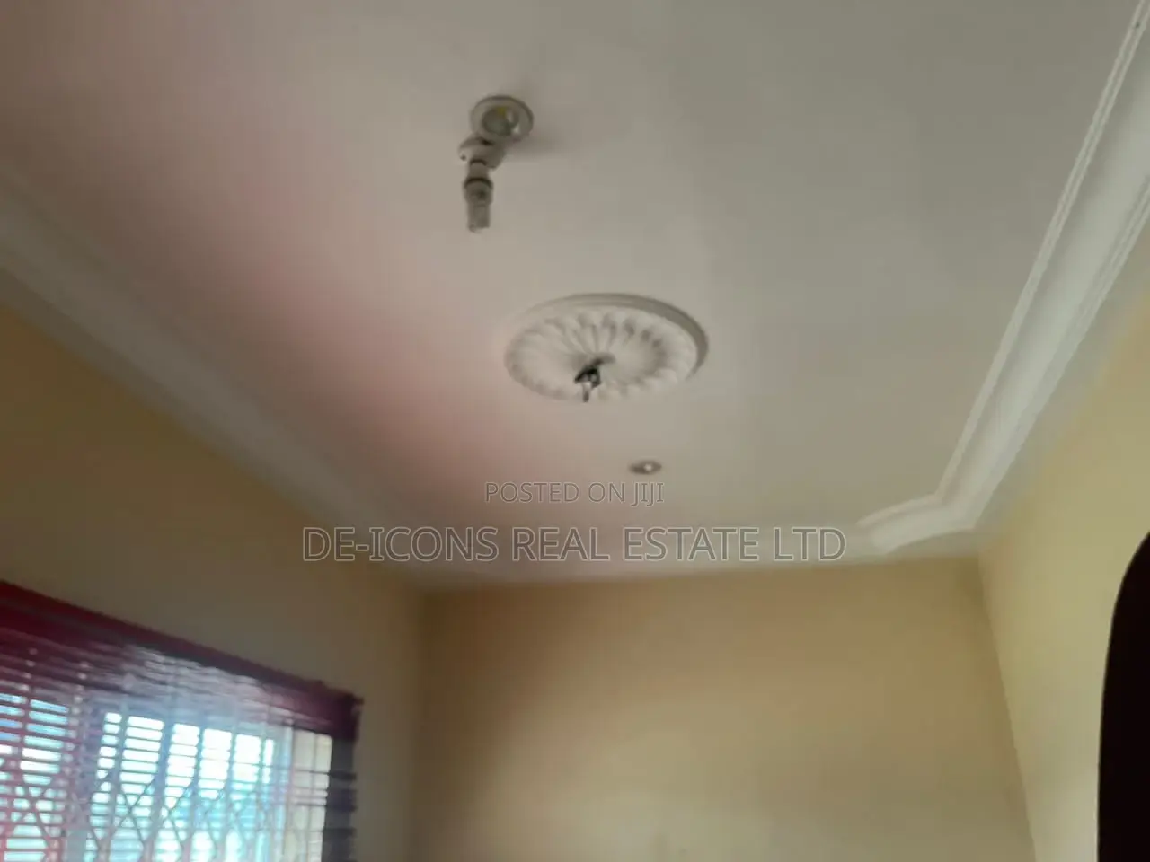 4bdrm House in De-Icons Real Estate, Kasoa for sale