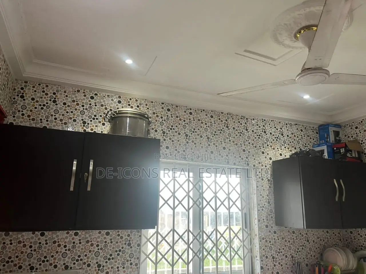 4bdrm House in De-Icons Real Estate, Kasoa for sale