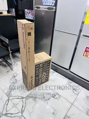 Ultra Modern Sleek LG Soundbar With Woofer S65q