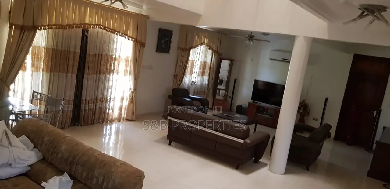 Furnished 5bdrm House in Ashomang Estate for rent