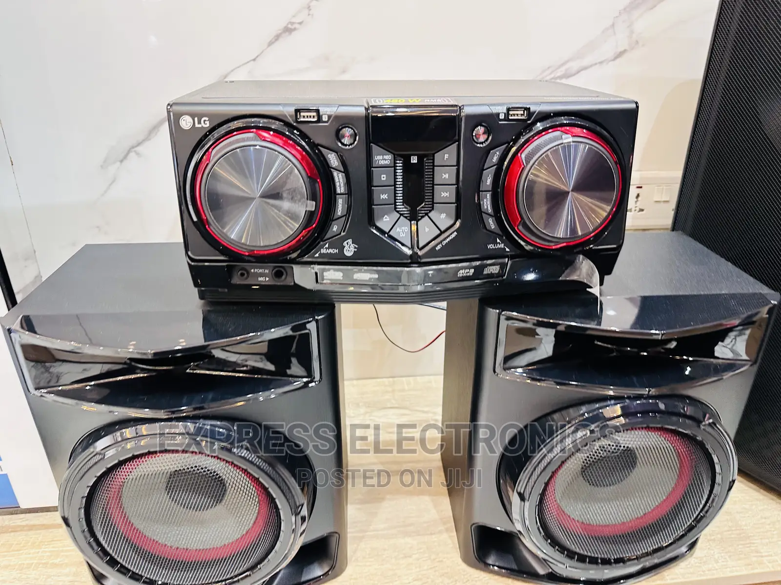 High Quality Sleek LG Cl44 Sound Audio Xboom System
